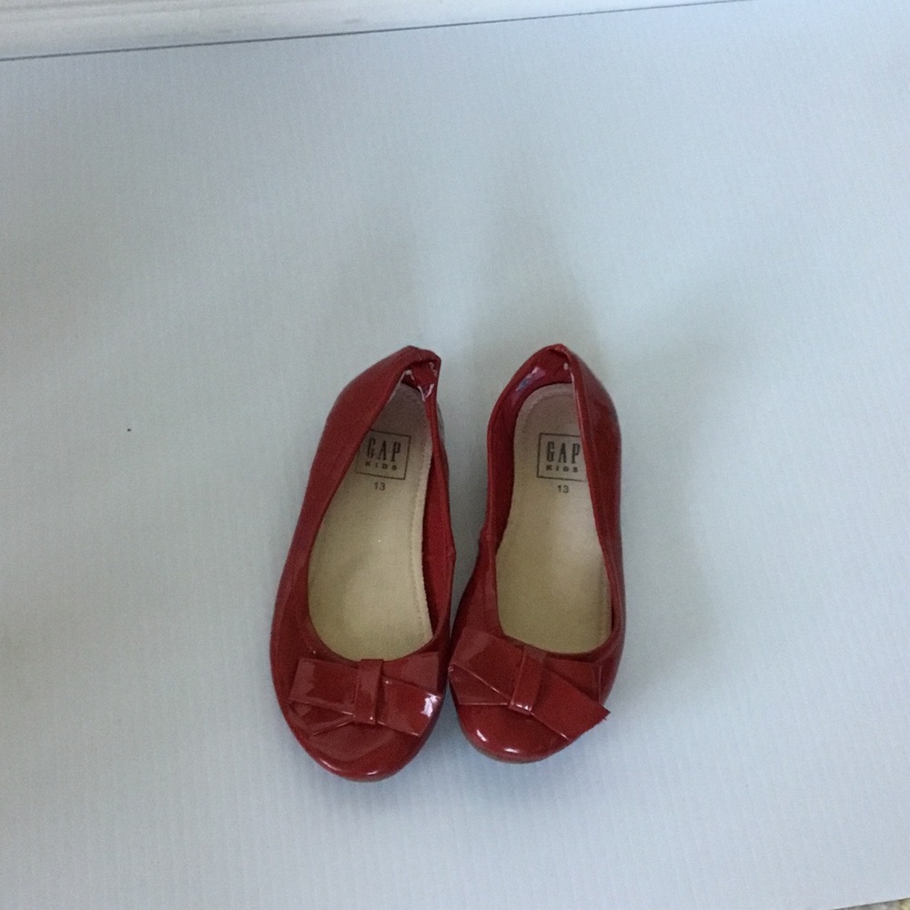 GAP Kids Red Patent Bow Flats